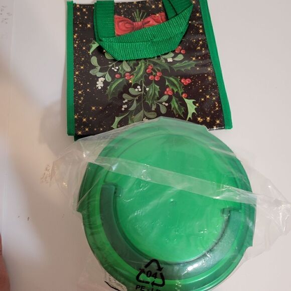 LocknLock Green Nesting Holiday Canisters w/ Handle Lids - 1 NEW - Picture 1 of 2